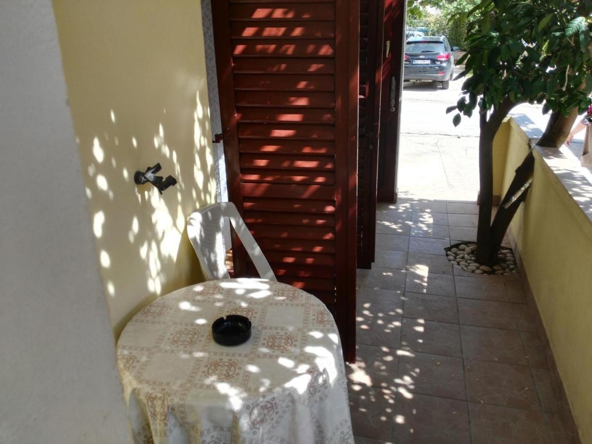 Apartmani Karuza Novalja Exterior photo